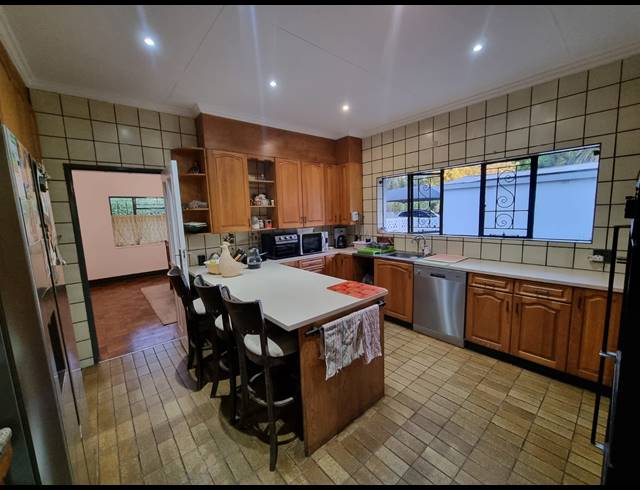 4 BEDROOM HOUSE FOR SALE IN THREE RIVERS PROPER